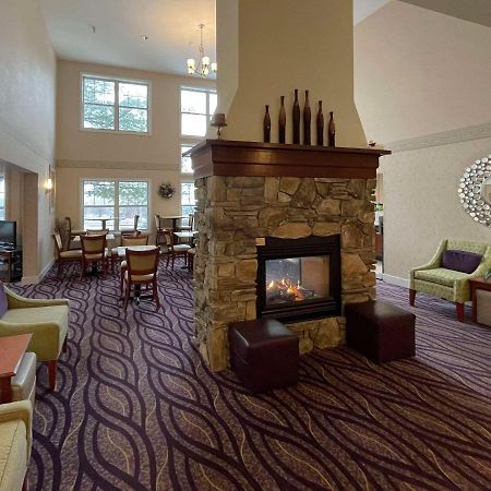 Smart Suites, Ascend Hotel Collection South Burlington Buitenkant foto